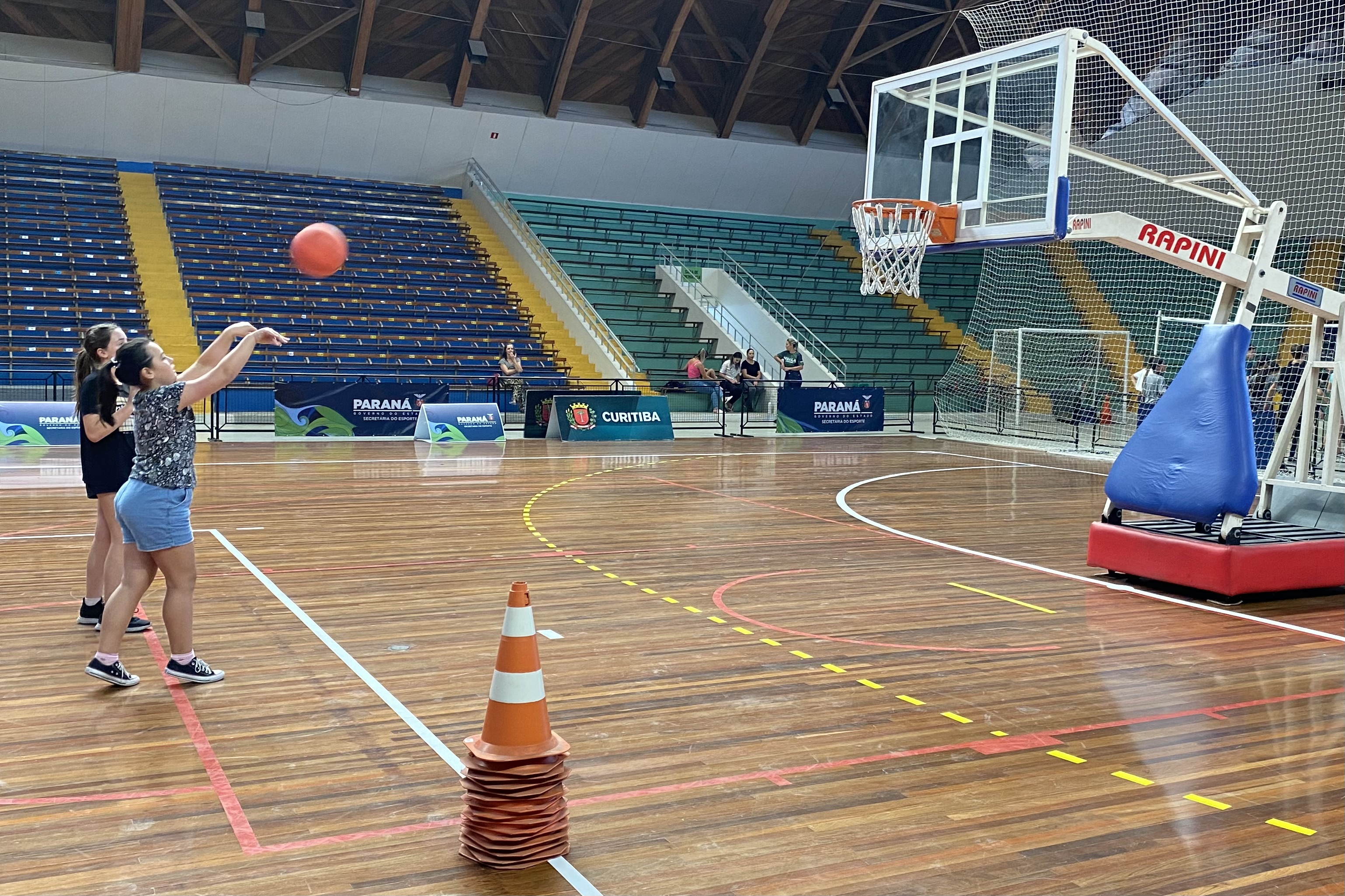 Basquetebol Tarumã  Ginásio de Desportos Professor Almir Nelson de Almeida