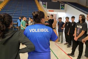 Escolinha de Voleibol AABB 