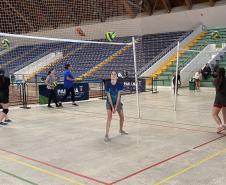 Escolinha de Voleibol AABB 