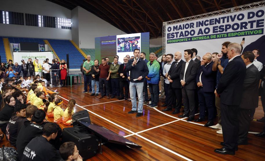 Com R$ 100 milhões de bolsas e apoio, Estado anuncia maior pacote da história do esporte
