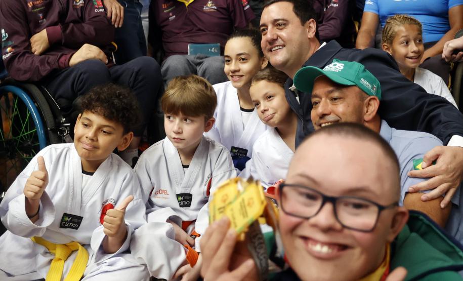 Com R$ 100 milhões de bolsas e apoio, Estado anuncia maior pacote da história do esporte