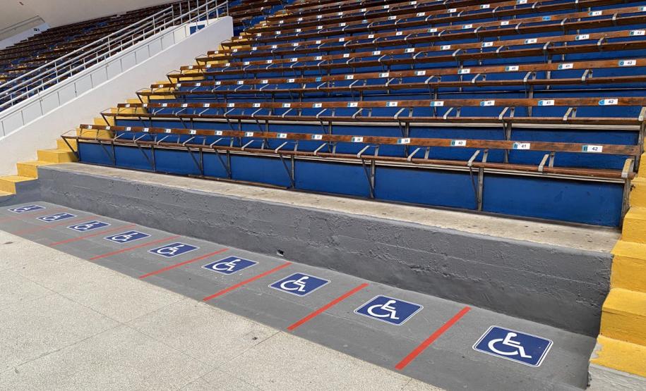 espaço reservado para cadeirantes