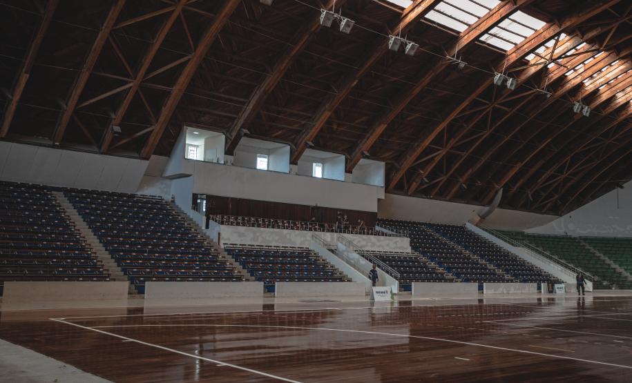 parte interna do ginásio do tarumã