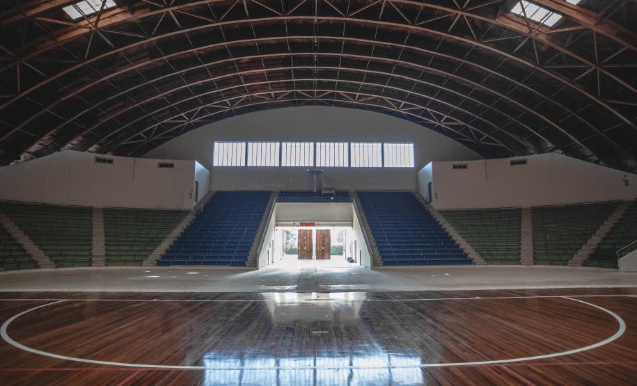 parte interna do ginásio do tarumã