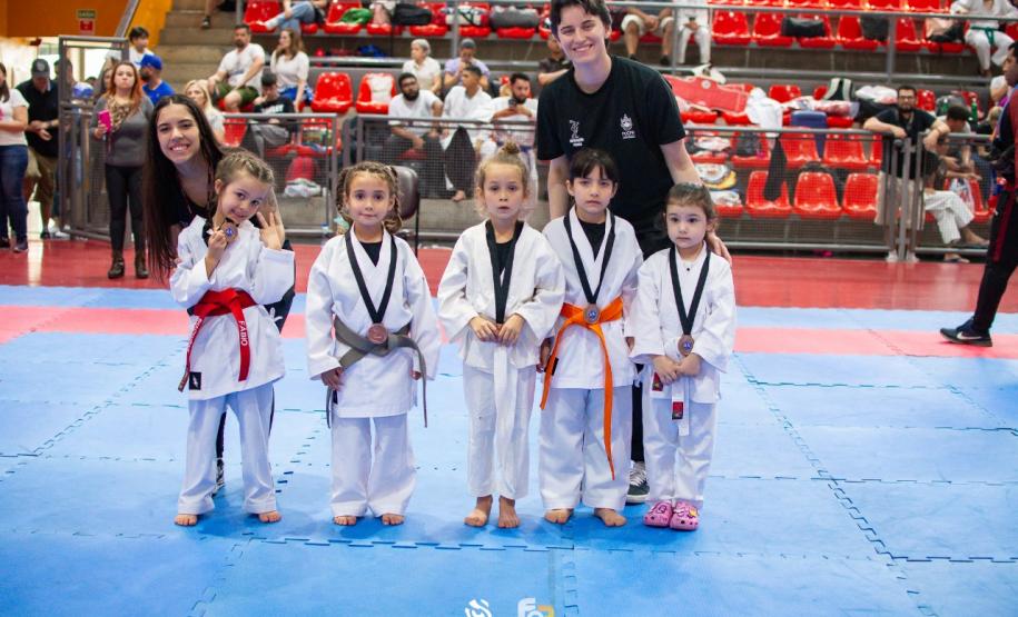 Projeto Jovens Campeões
