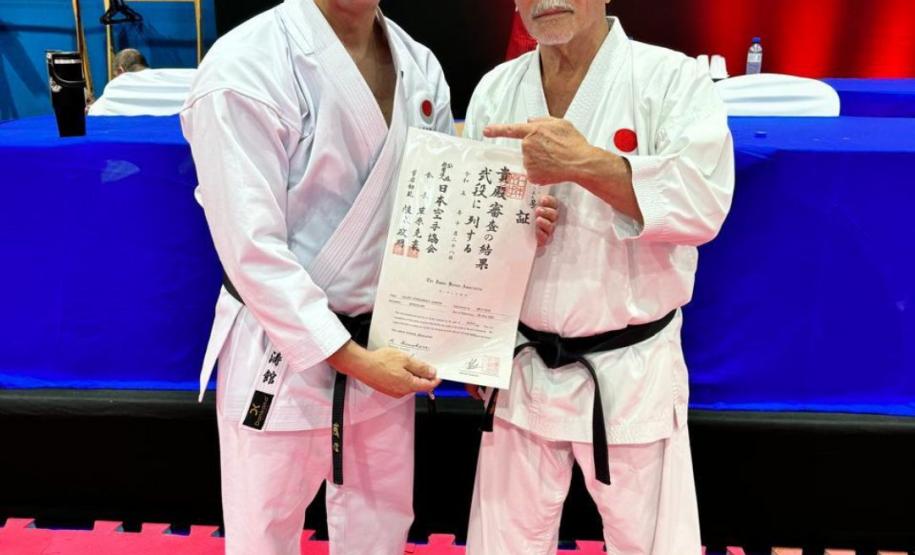 Lauro Fernandes e Sensei Yoshizo Machida Presidente da Japan Karatê Association Brasil